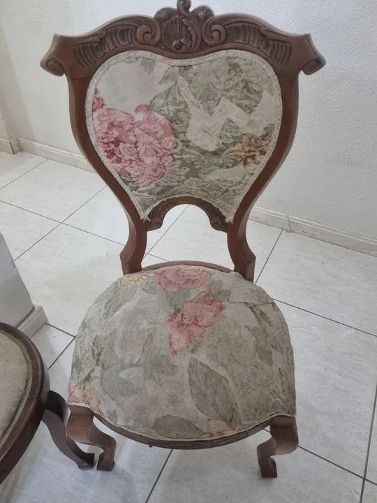 3 Cadeiras de estilo c/assento forrado  - Foto 5