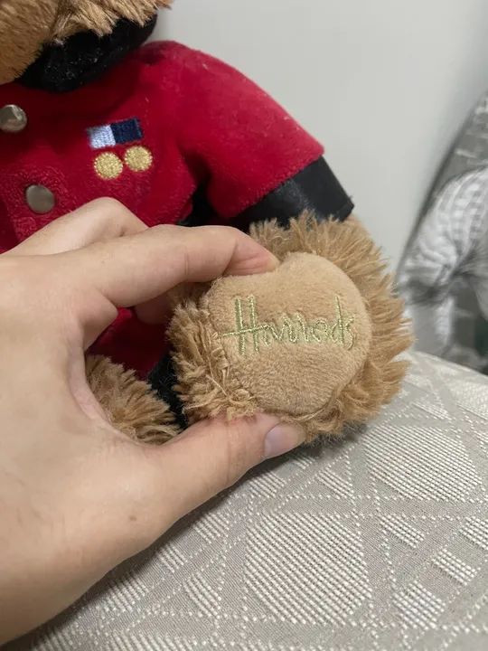 Urso de pelúcia Harrods- importado da Inglaterra   - Foto 2
