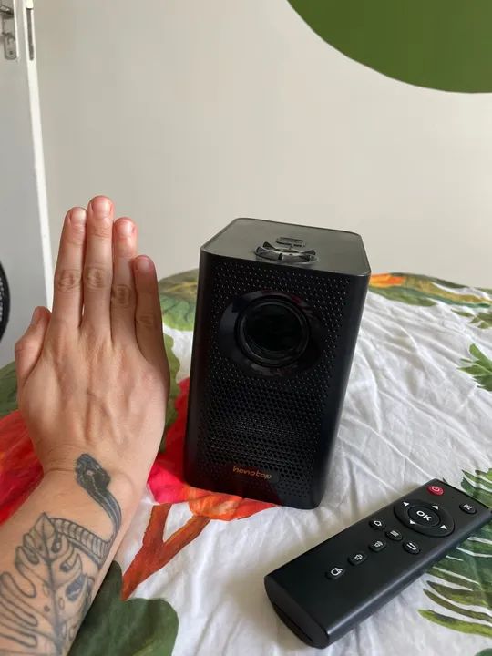 Projetor portátil- 4K64313033433089122