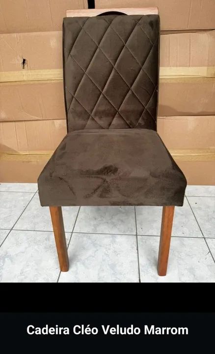 Cadeira de Madeira Maciça Estofados  - Foto 2