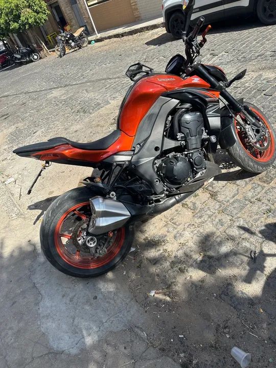 Kawasaki Z1000 - Impecável - Foto 6