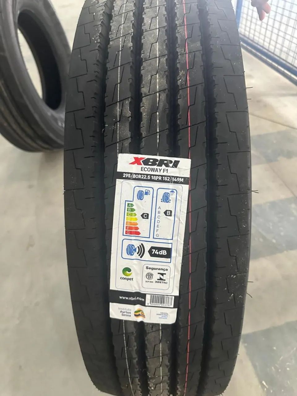 Pneu 295/80R22.5 xbri ecoway 18 lonas 1.649,00 a vista.