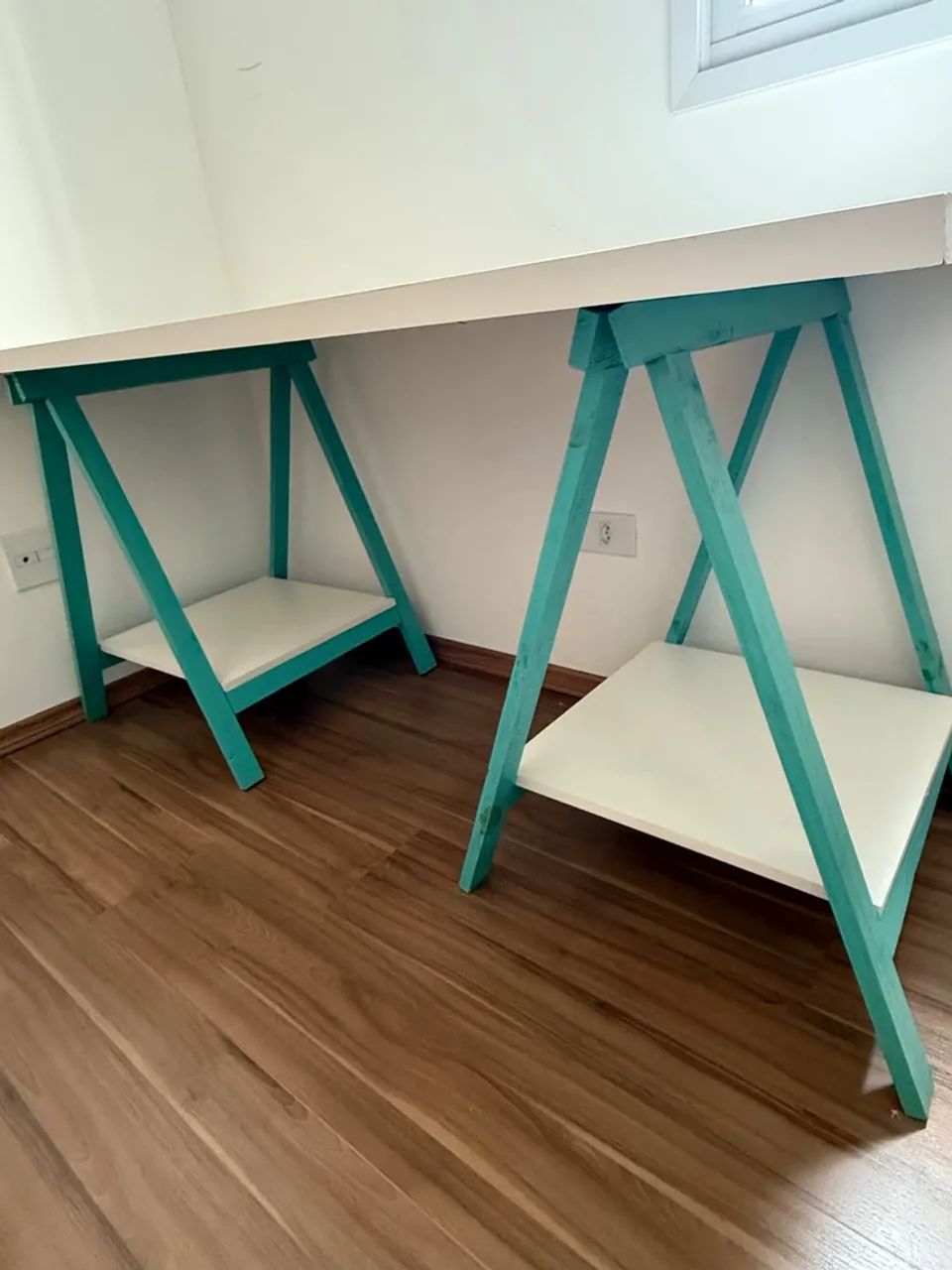 Mesa de Escritório com Tampo Branco - Foto 2
