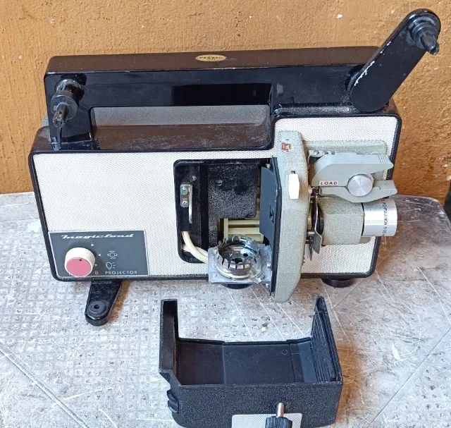 Projetor Fujica Made In Japan Super 8 Otimo Estado Funciona - Foto 2