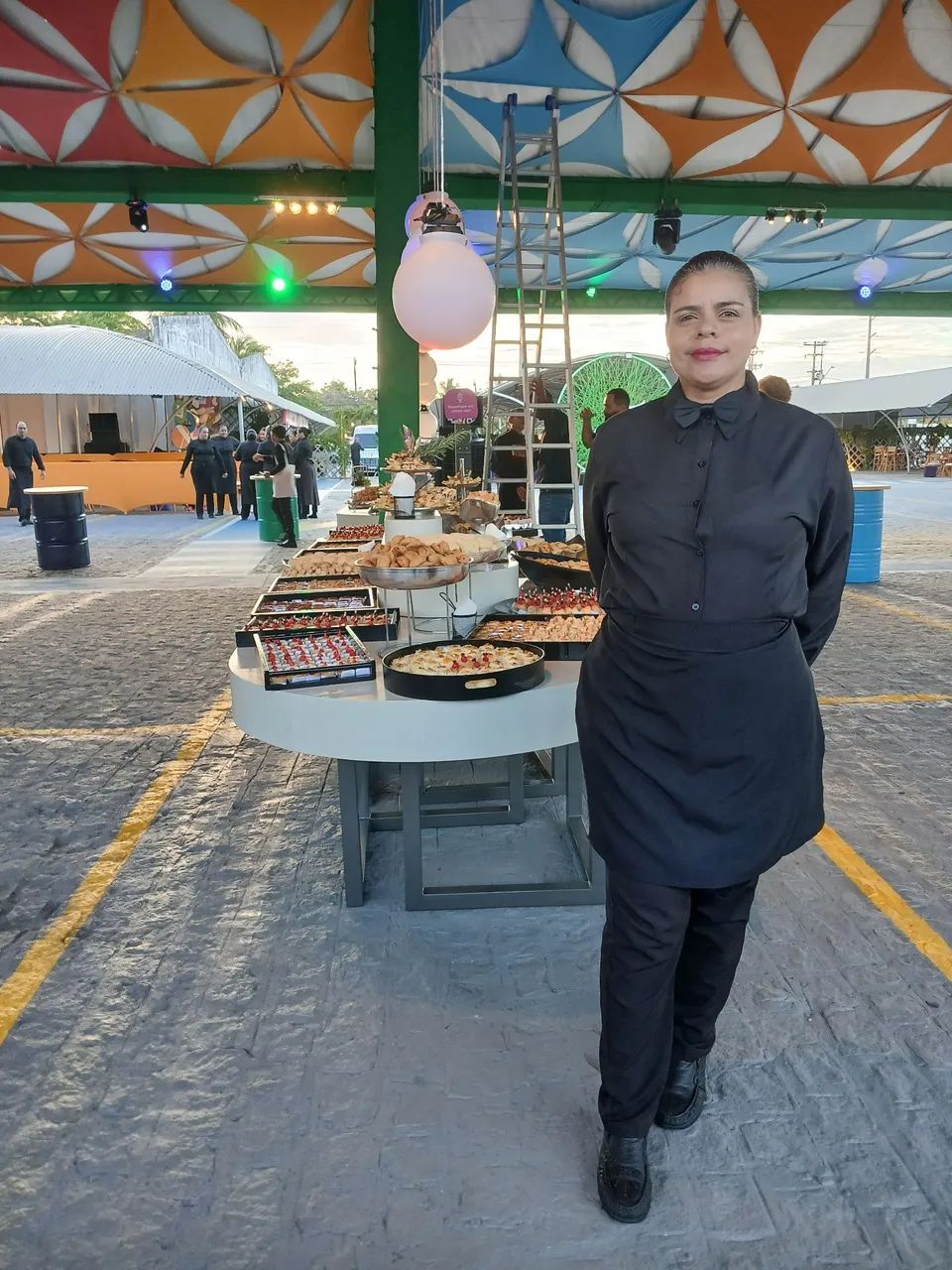 Garçonete , apoio e garçons pra sua festa e eventos anirversario etc  - Foto 5