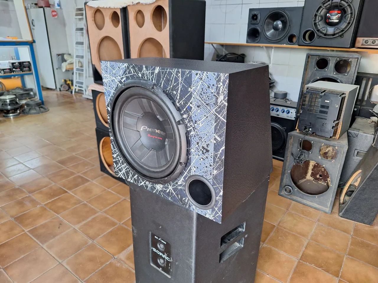 Caixa de Som Pioneer