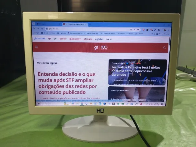 Monitor Hq 15.6 Led Branco - Leve E Pronto Para Uso!