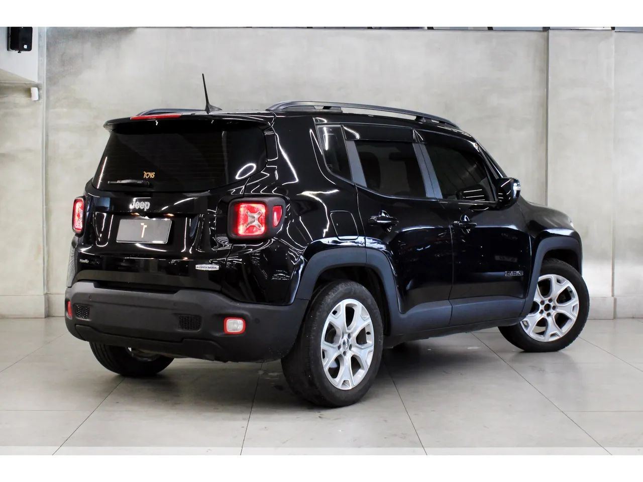 Jeep Renegade 2018 1.8 16v flex longitude 4p automático - Foto 2