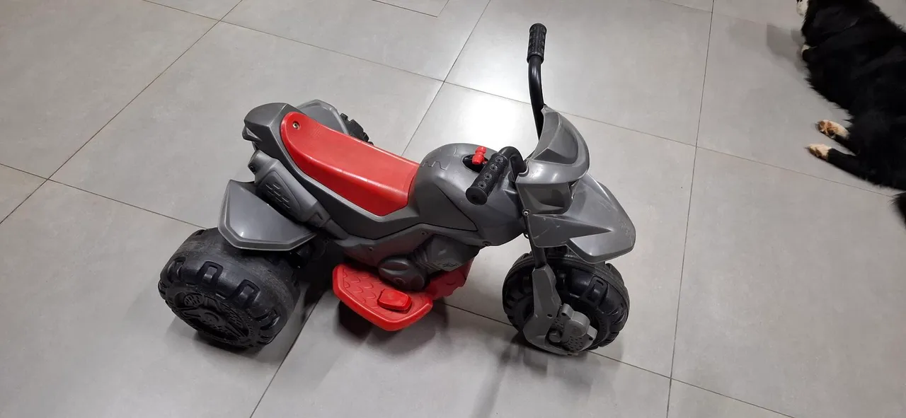 Moto Elétrica Bandeirantes XT3 6V