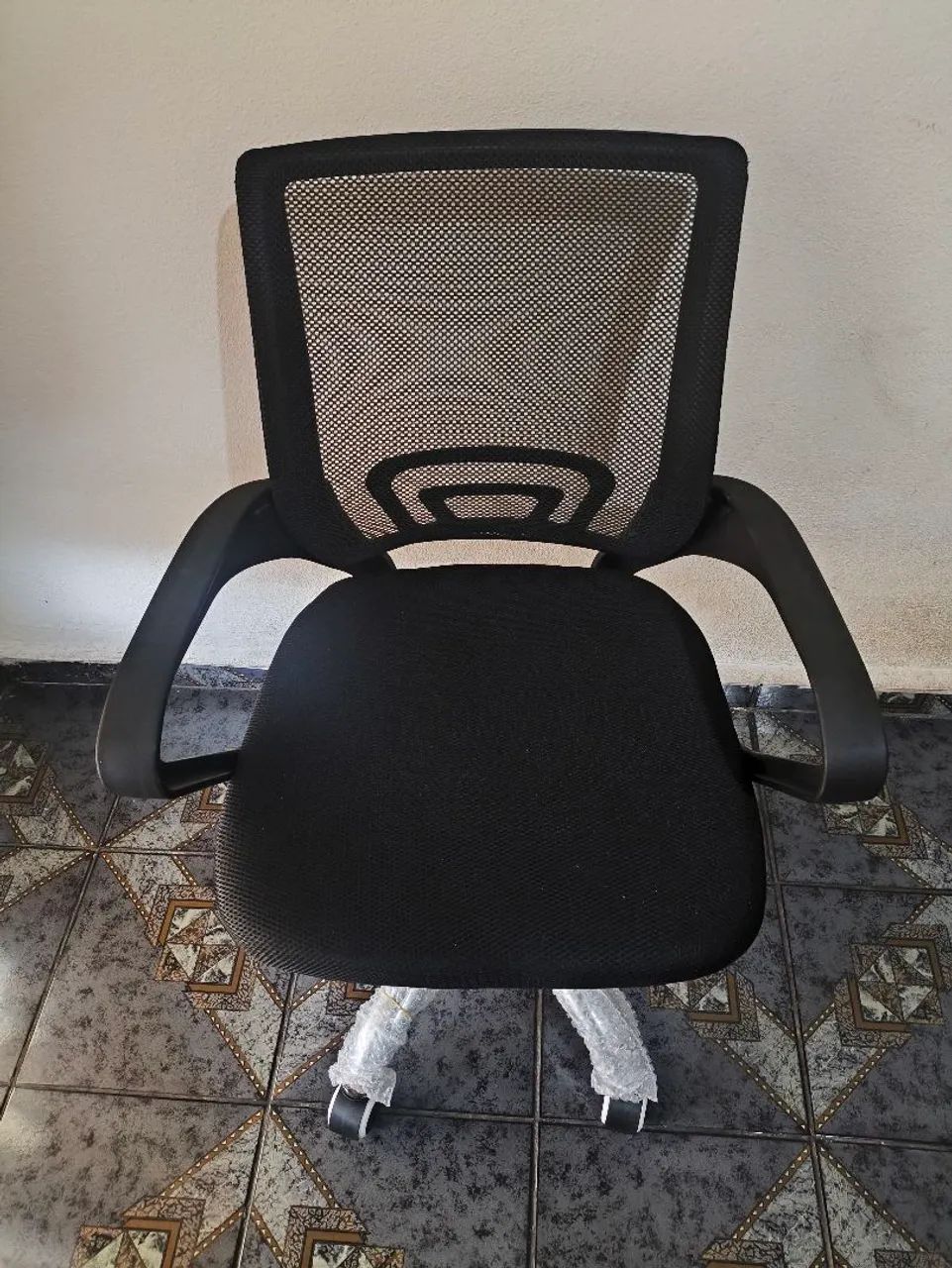 Vendo cadeira secretária Prizi  !!  - Foto 4