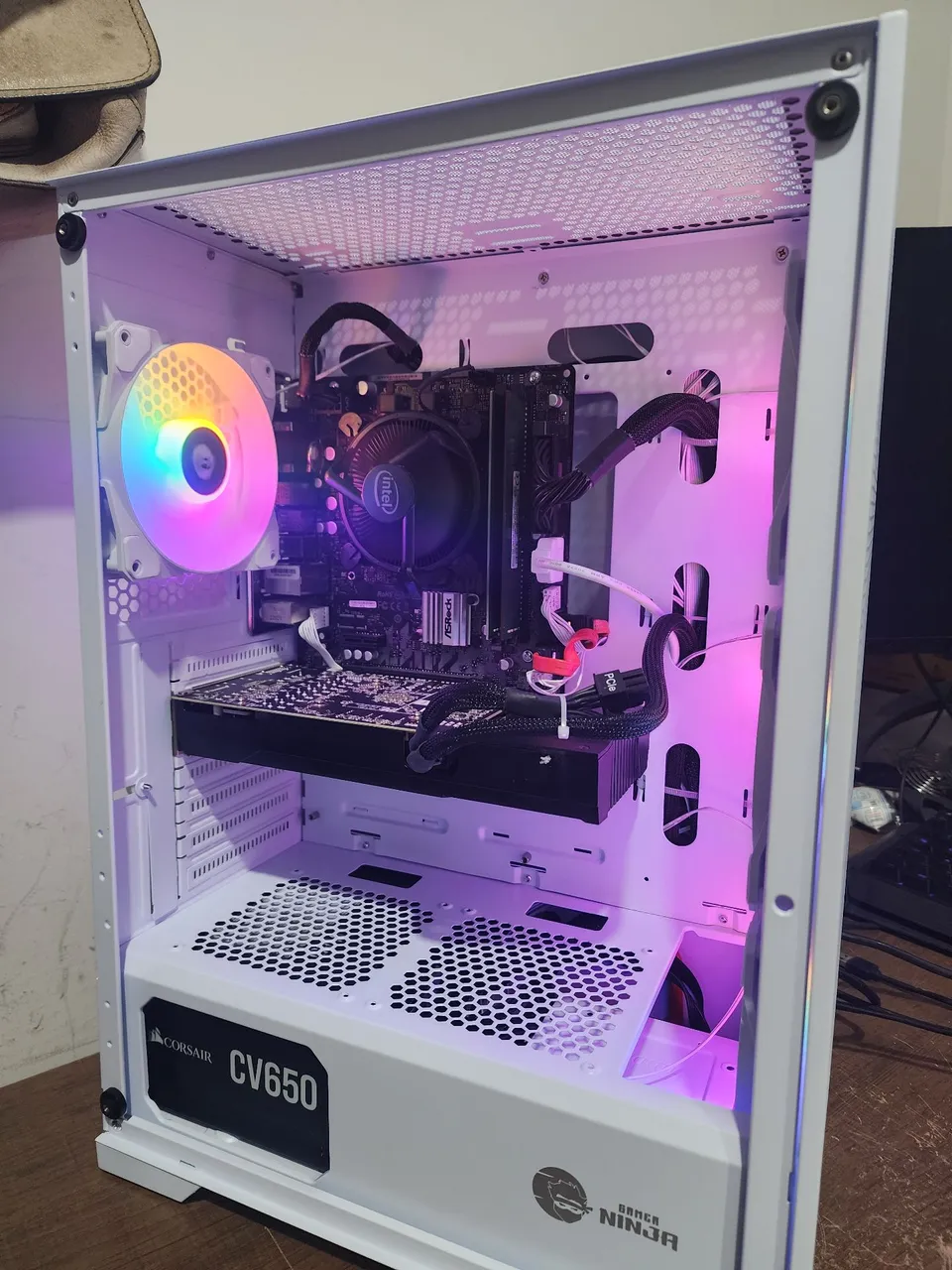 自作pc /i3-9100F/16GB/RX570(8G)/450W 自作pc /i3-9100F/16GB/RX570