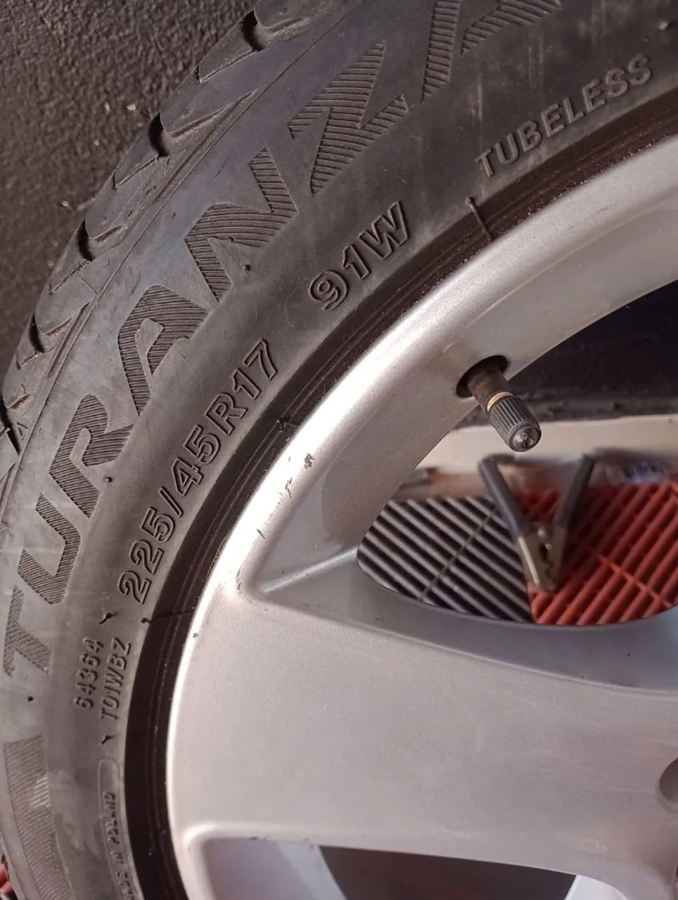 Pneu 225/45R17 Turanza 91W