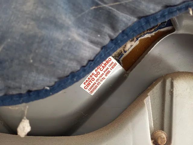 Caderinha de bebe para andar em carro