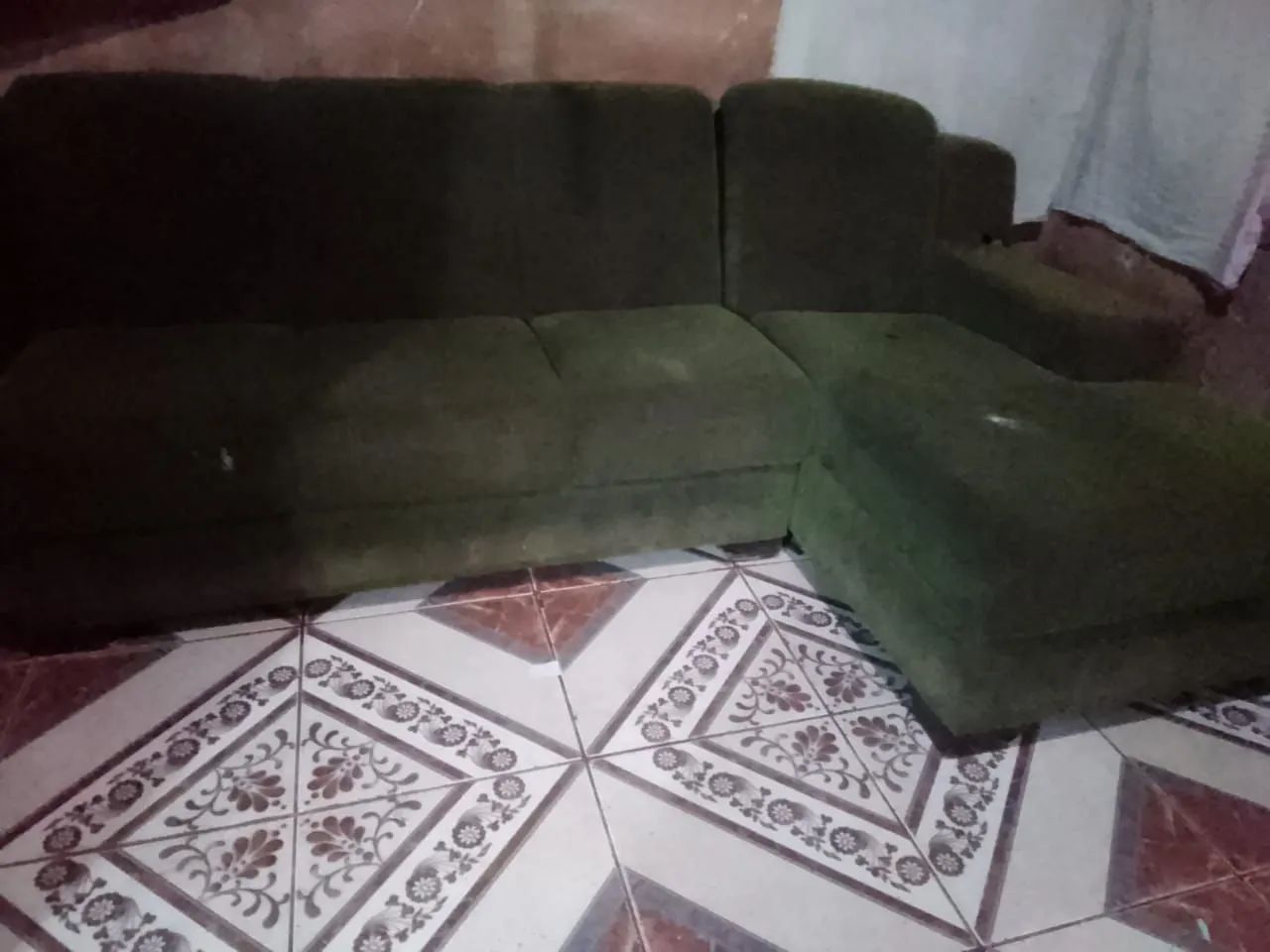Sofá de canto verde - Foto 3