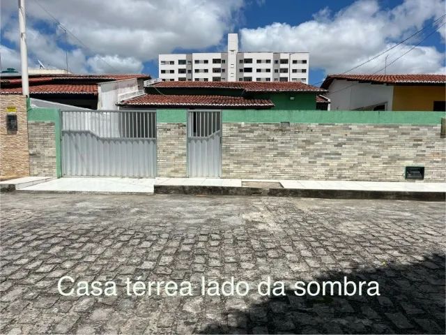 Condomínio Lírio do Vale - Casa 3/4 com 2 suítes de 135 m², 2 vagas por 489.999 - Foto 2