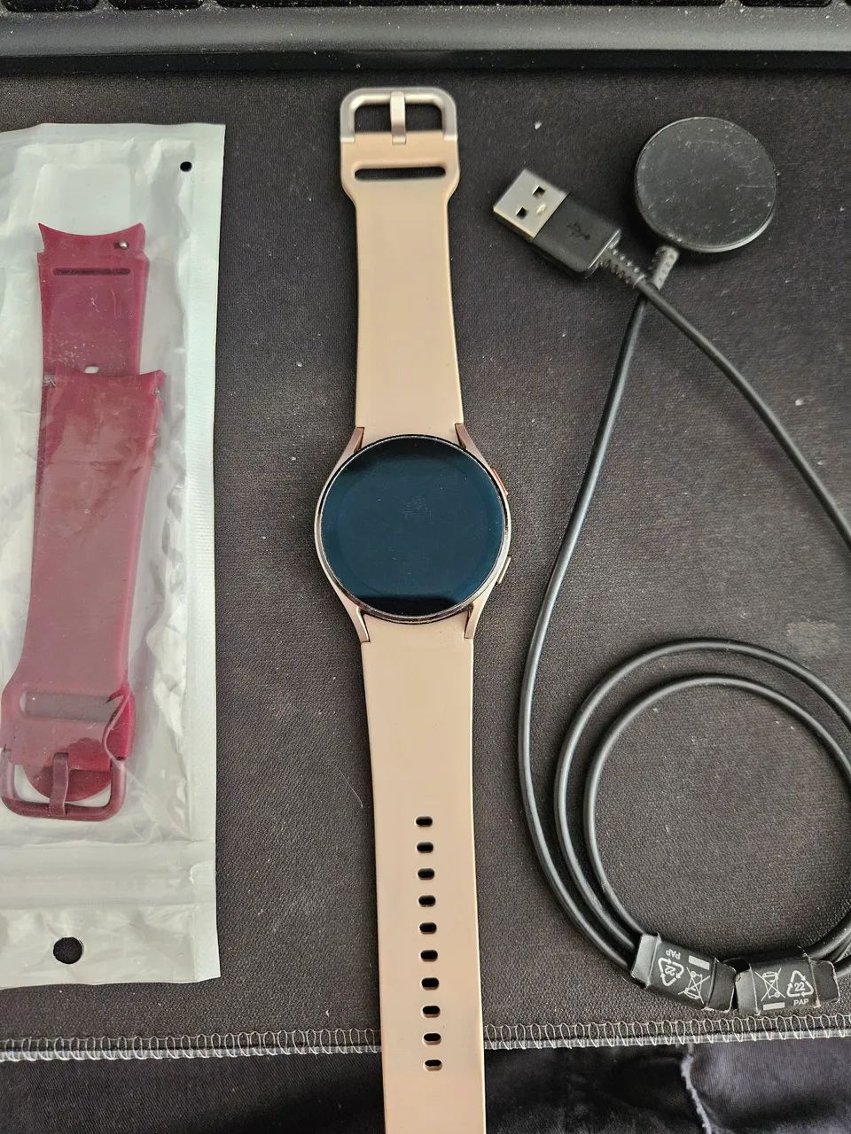 BARBADA! Smartwatch Galaxy Watch 4 40mm em bom estado - Foto 3