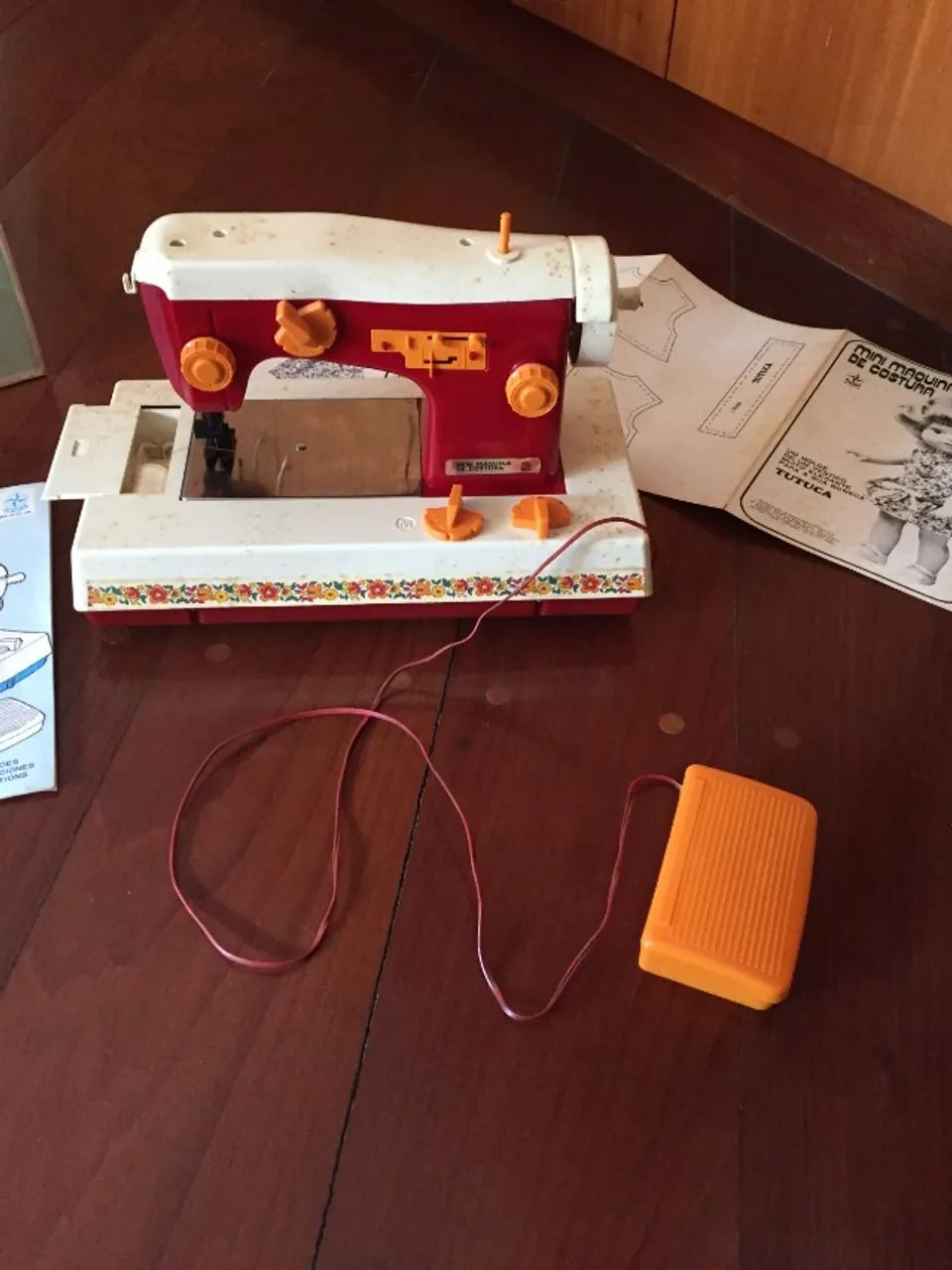 brinquedo de coleção maquina de costura - dec 80 - Foto 4