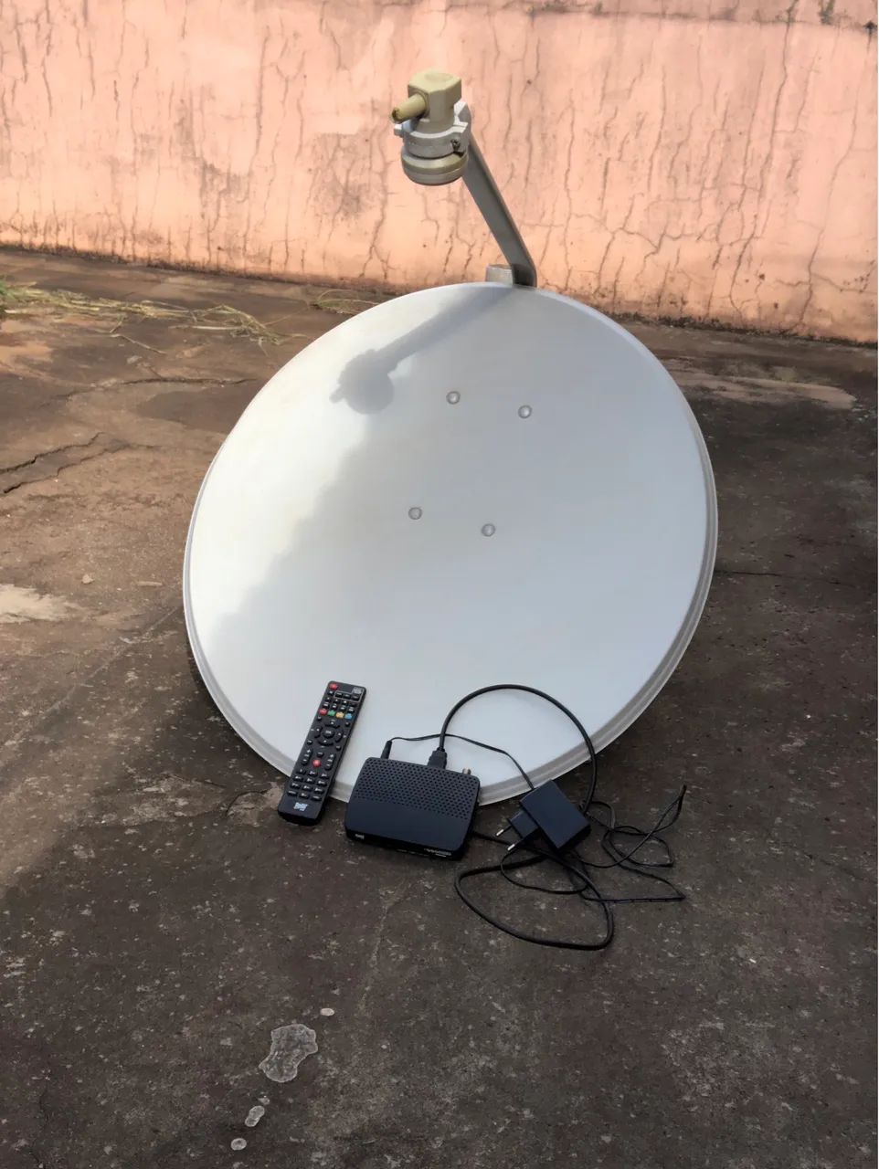 Antena parabólica digital bedin  9900 SAT HD