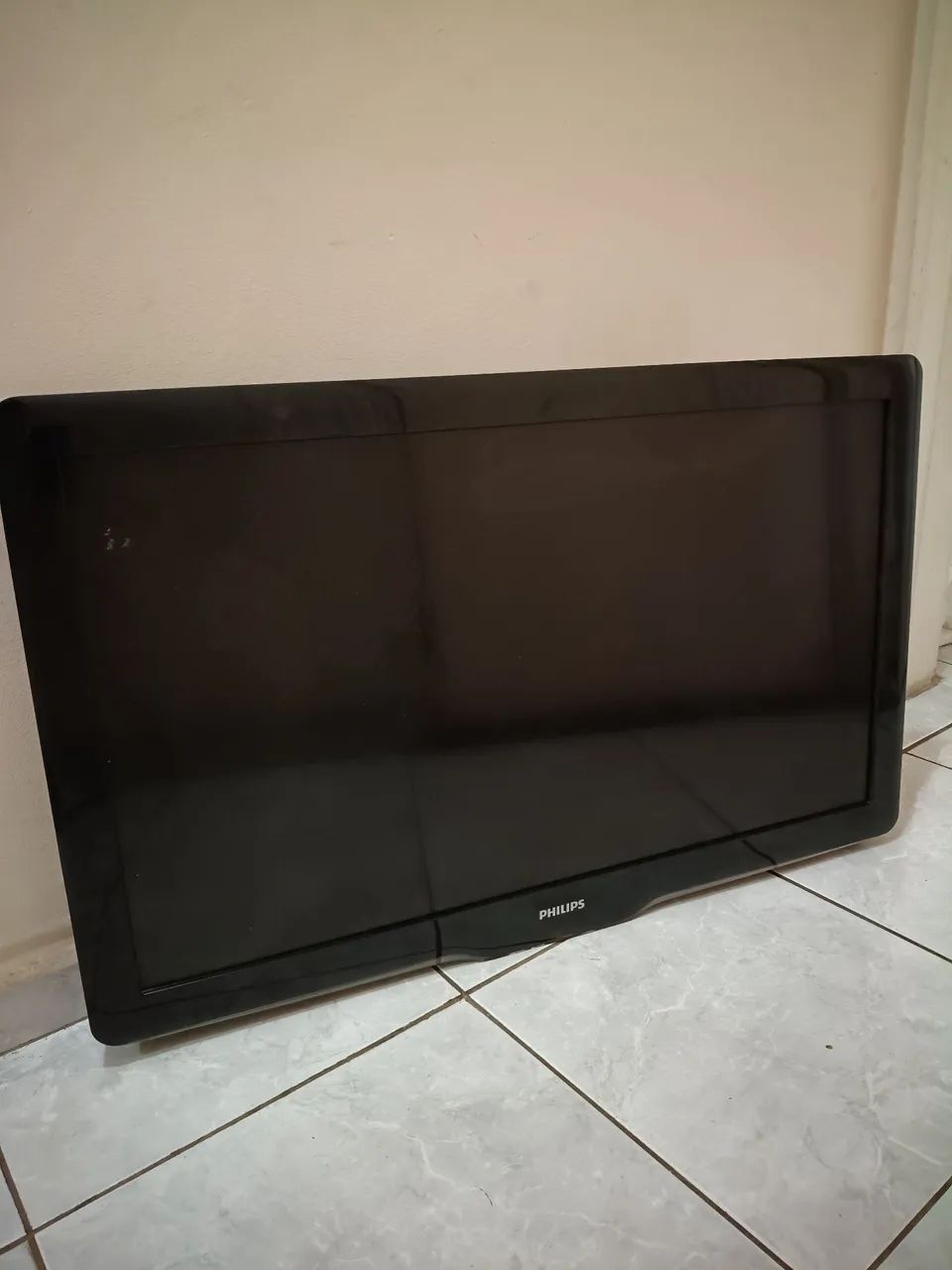 Tv 40 Philips para retirada de peças 