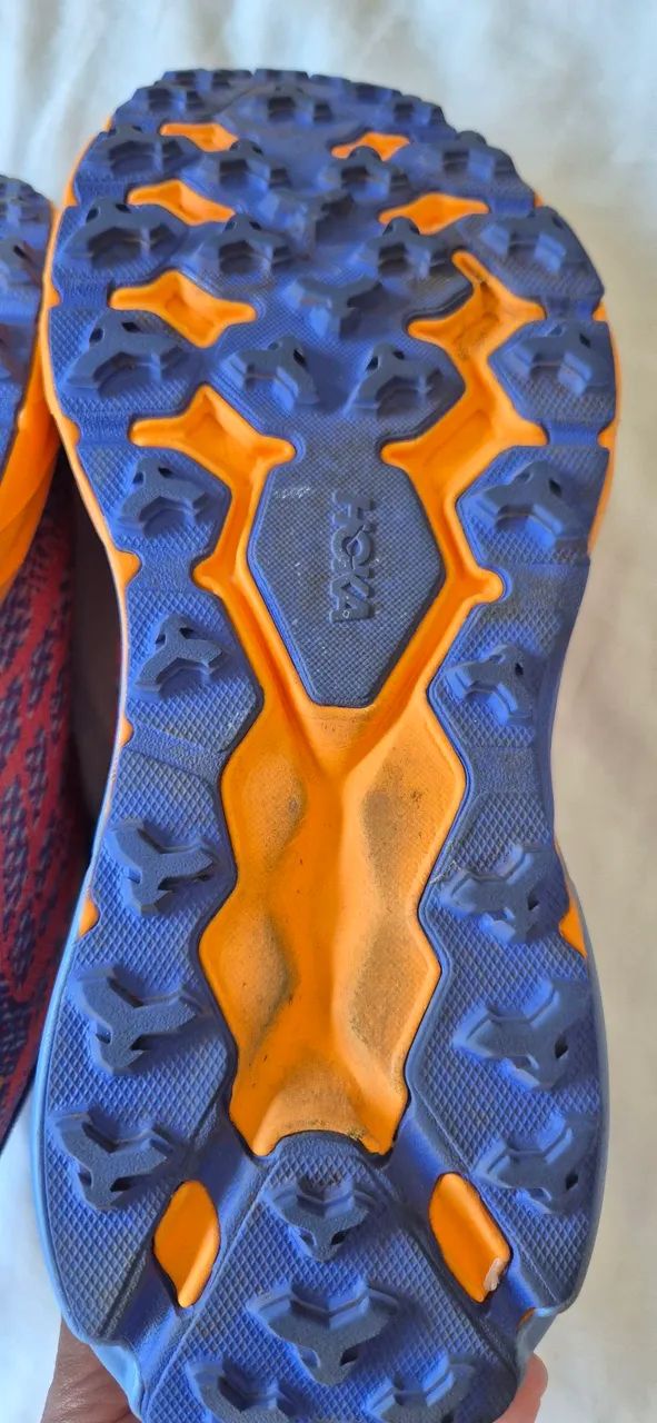 Tênis ORIGINAL Hoka speedgoat 5 - 37 - Foto 3