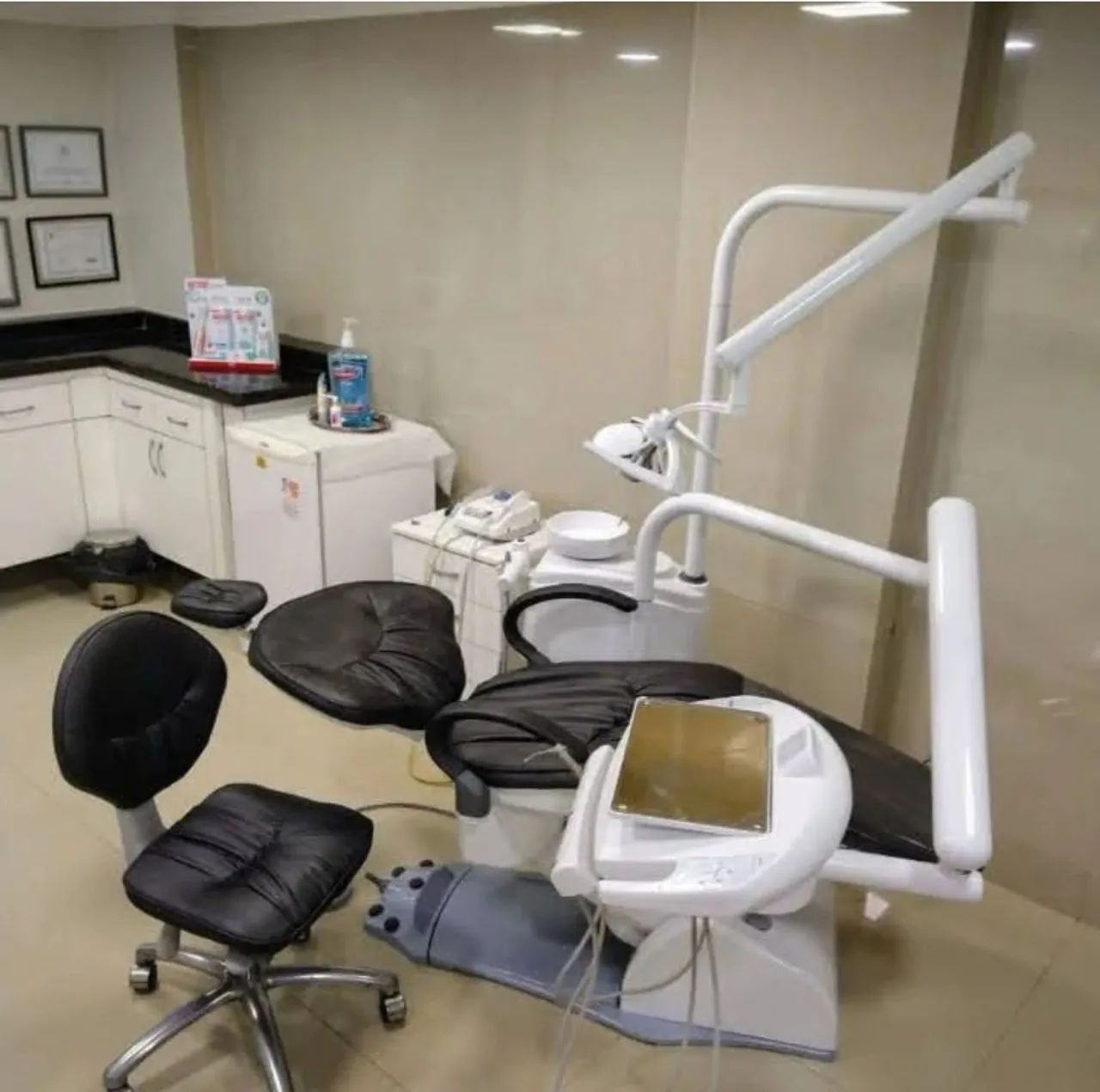 Reforma de cadeiras odontológicas  - Foto 3