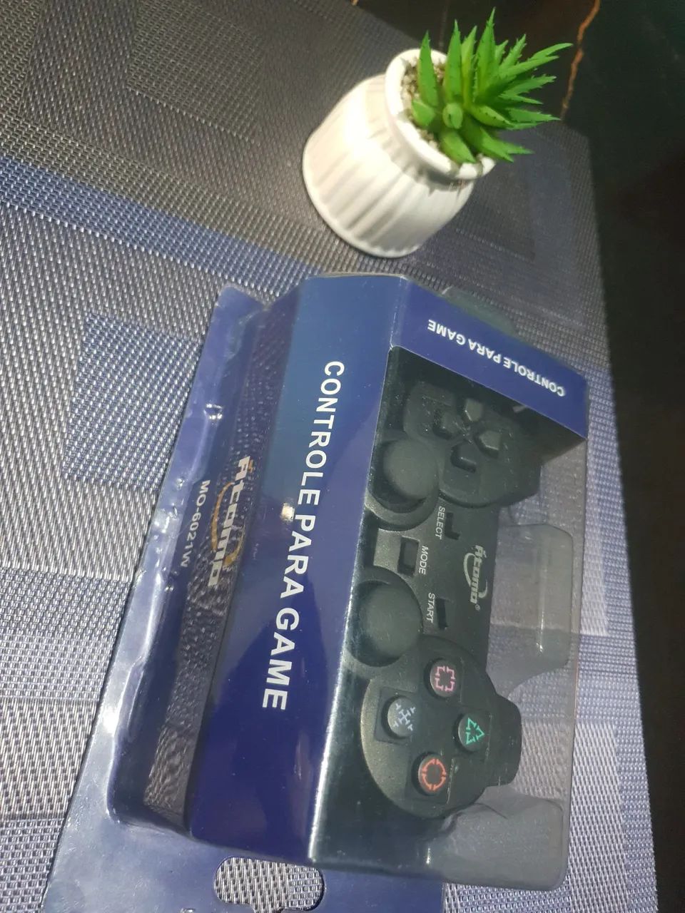 Controle ps2 sem fio precisa de 2 pilhas palito - Foto 2