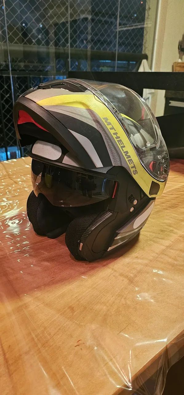 Capacete MT Helmets Atom Escamoteavel com Óculos  - Foto 3
