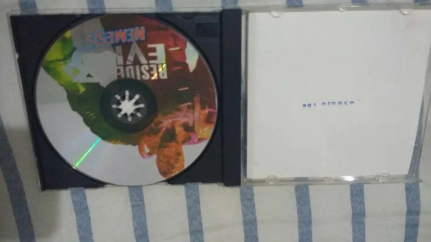 Trilogia Resident Evil (PS1) - Foto 5