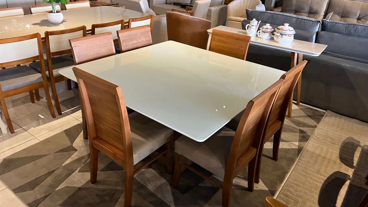 Mesa de Jantar de Madeira resistente  - Foto 3