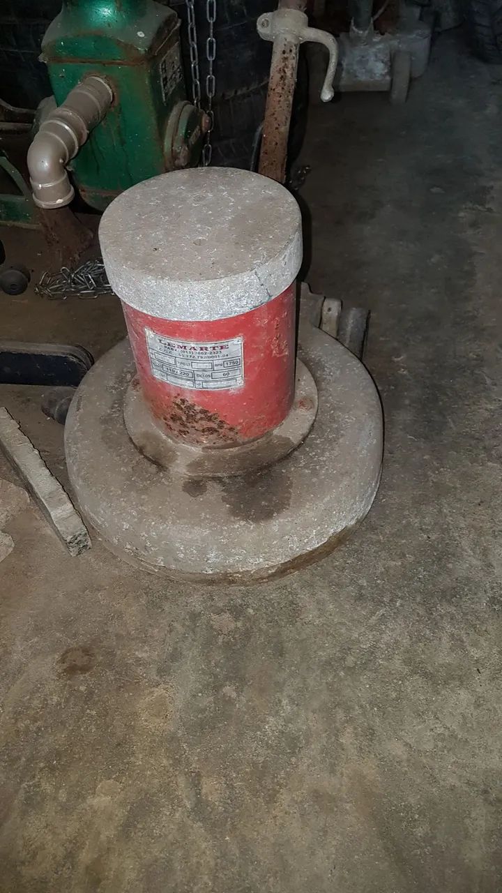 Enceradeira industrial, LEIA O ANUNCIO