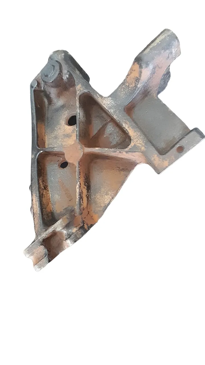Suporte Alma Parachoque Direito Scania 1431602