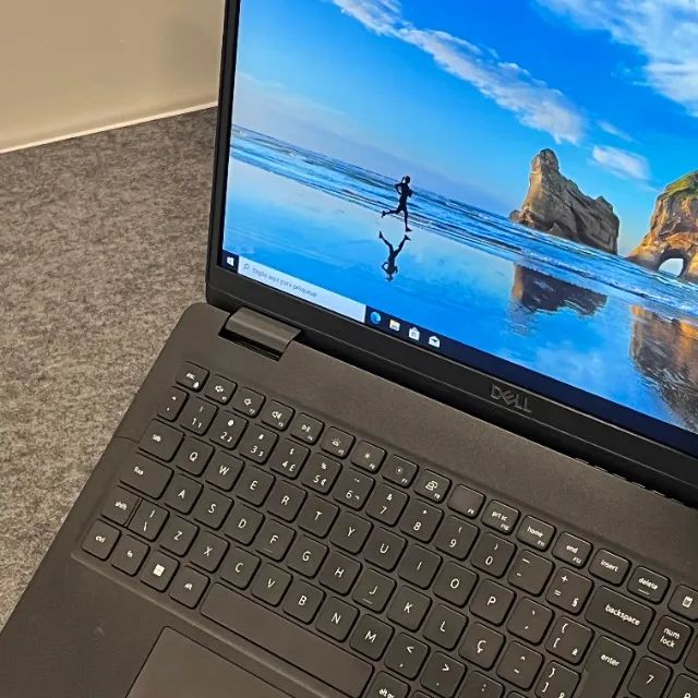 Notebook Dell Latitude 3520, i5, 11ªth, SSD 256GB e 8GB de RAM - Foto 3