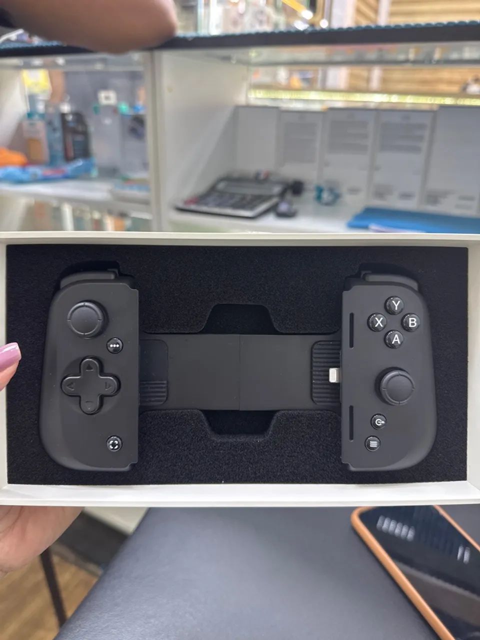 Razer Kishi V2 - Controle Mobile para iPhone - Foto 3