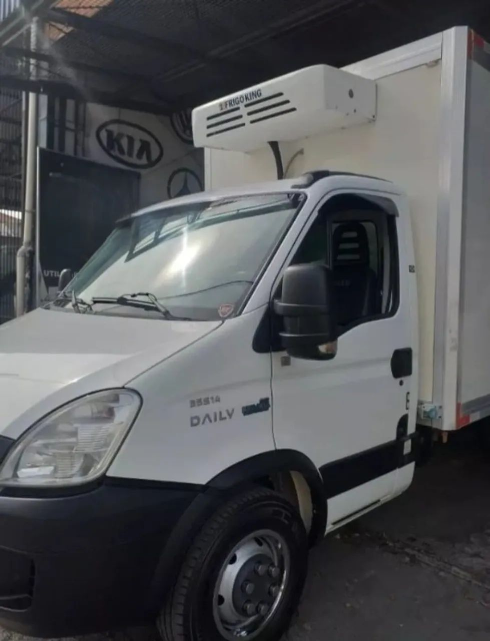 Iveco  Bau Refrigerado 2018 - Foto 3