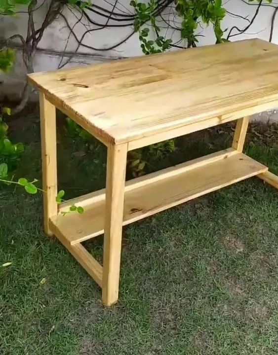 Mesa de madeira simples - Foto 2