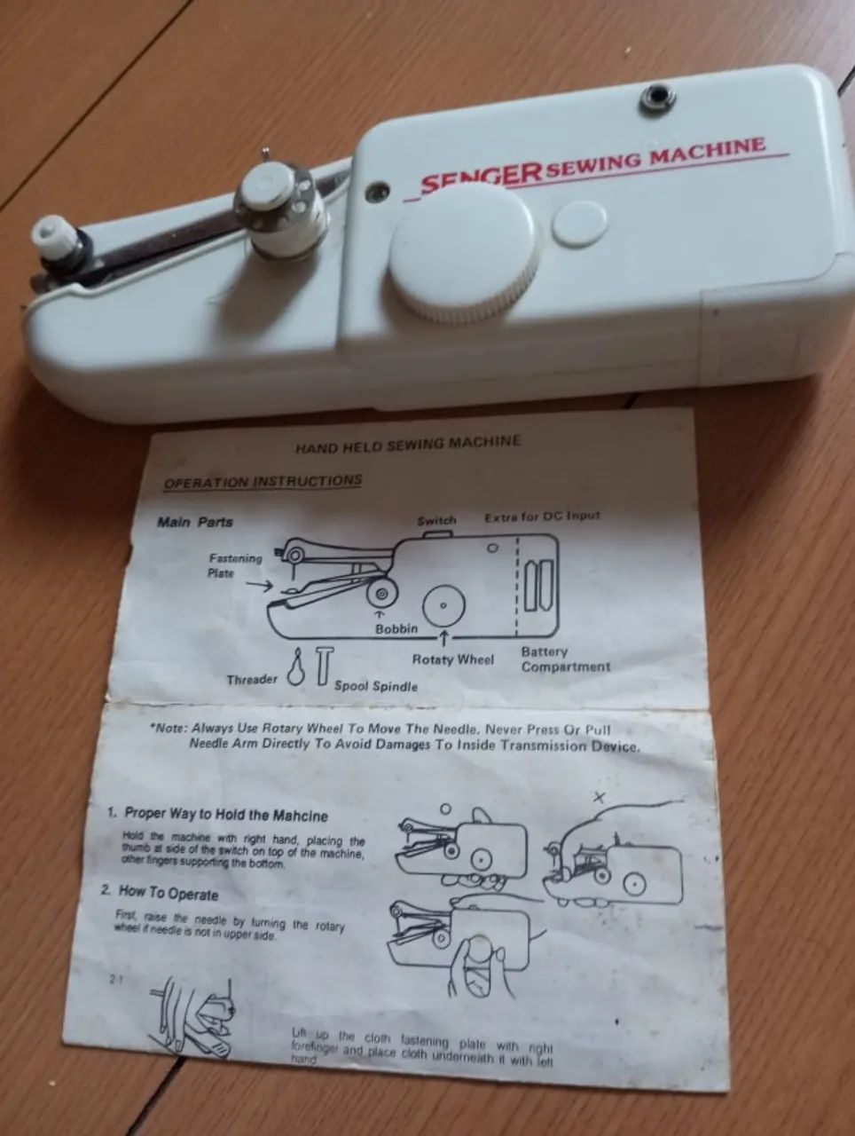 MÁQUINA DE COSTURA MANUAL PORTÁTIL SENGER - Foto 3