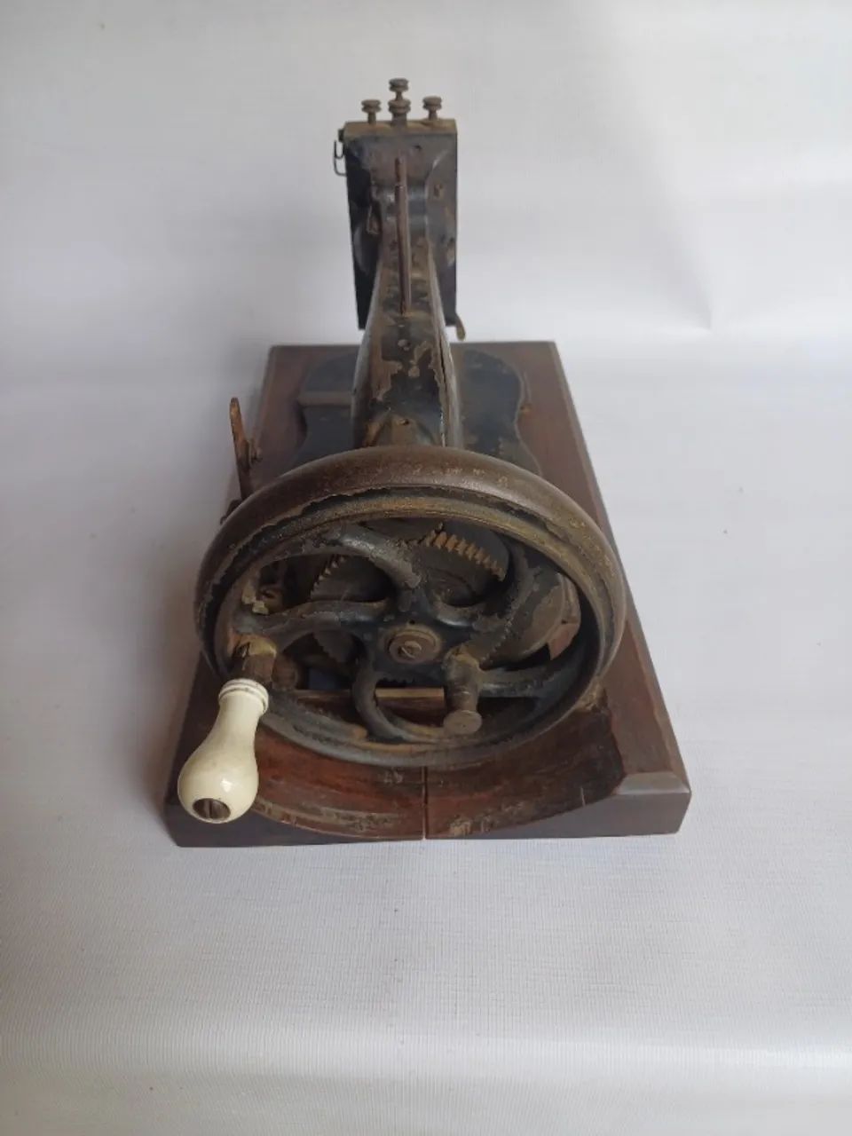 MAQUINA DE COSTURA ANTIGA64961615537411124