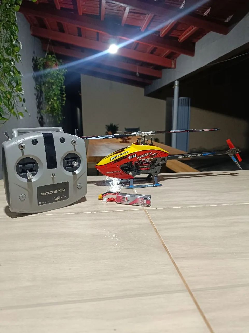 S2 goosky helicóptero 