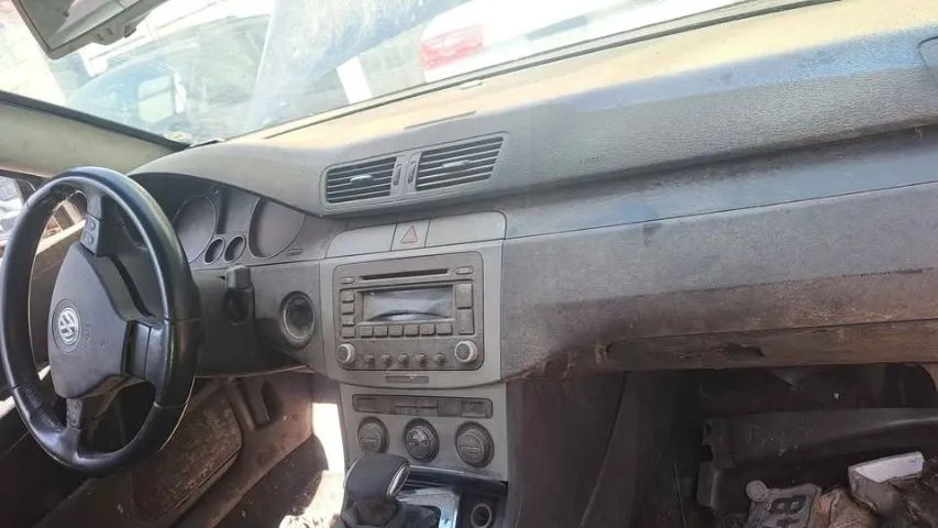 SUCATA VOLKSVAGEM PASSAT 2.0 FSI ASPIRADO 2006 PARA VENDAS DE PECAS EM GERAL. - Foto 5
