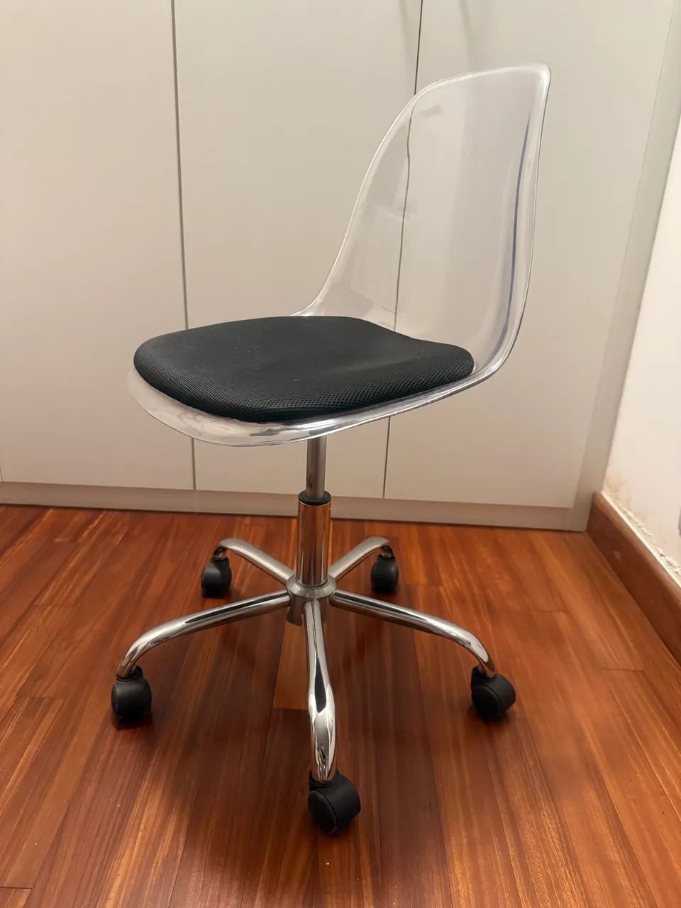 Tok & Stok Transparent Acrylic Swivel Chair