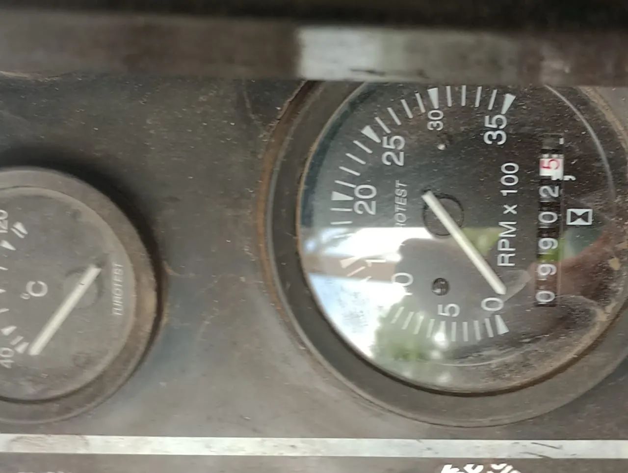 GRUPO GERADOR DE ENERGIA 45 KVA/40 KVA CABINADO E SILENCIADO MOTOR MWM  - Foto 4