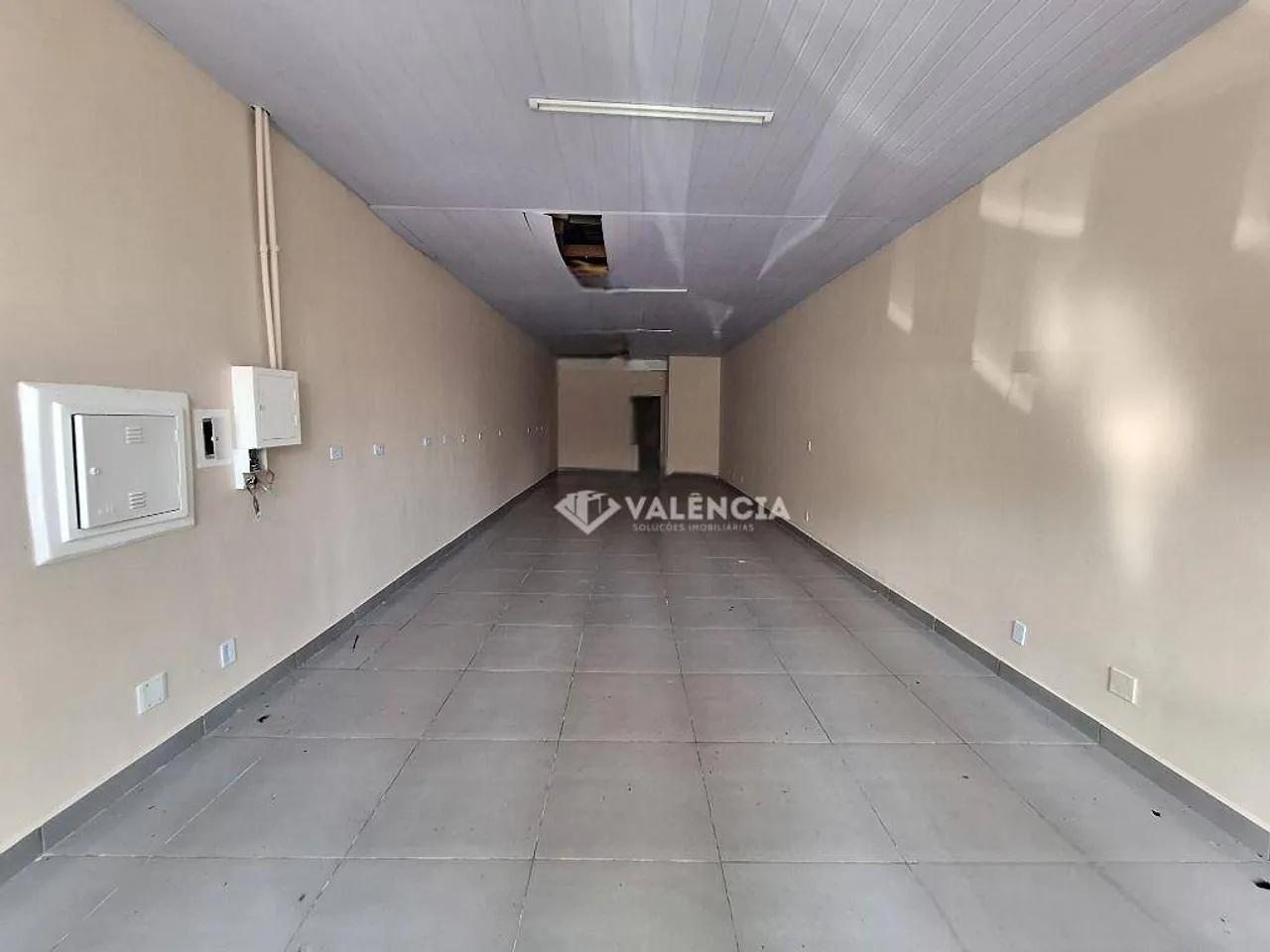 Sala Comercial De 64,96m² Disponível Para Locação Por R$ 4.500,00 - Rua Carlos De Carvalho