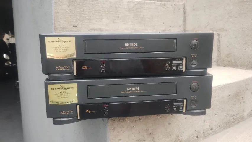 SUCATA VÍDEO CASSETE PHILIPS VR453 NÃO PASSA FITAS
