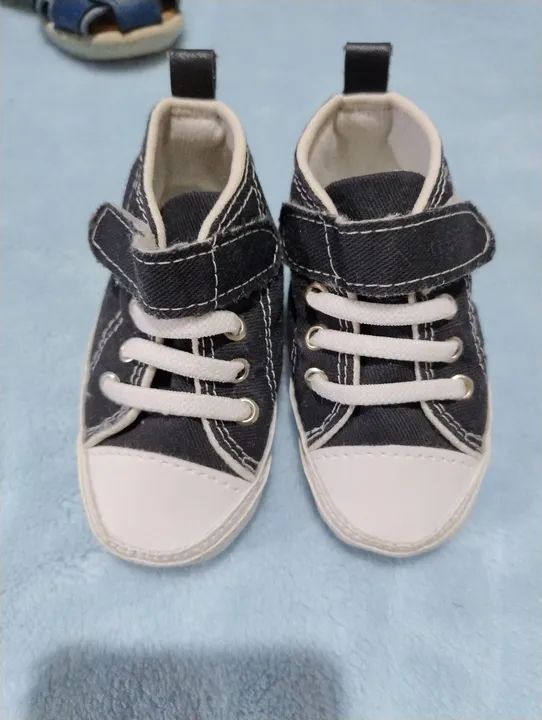 Tênis bebe