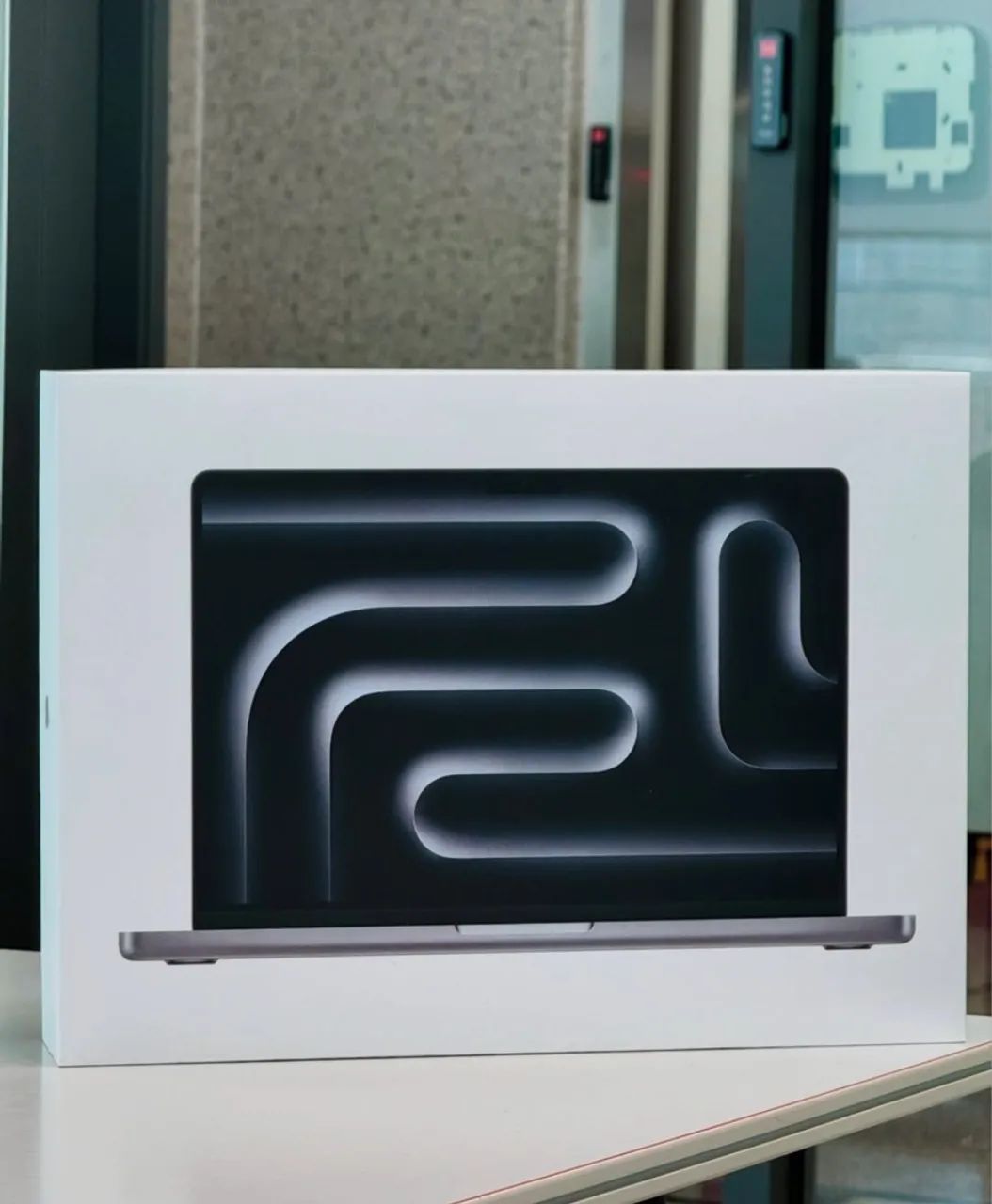 MacBook Pro M5 14.2 2025 