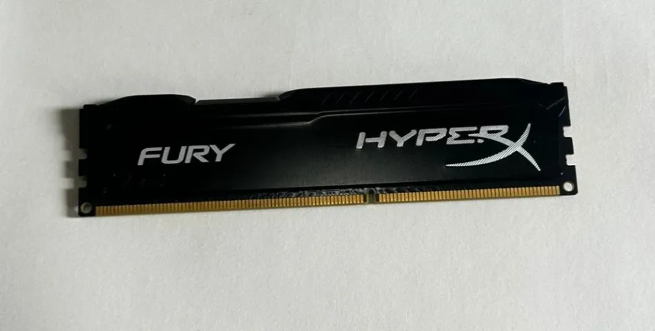 Memória RAM 4GB HyperX