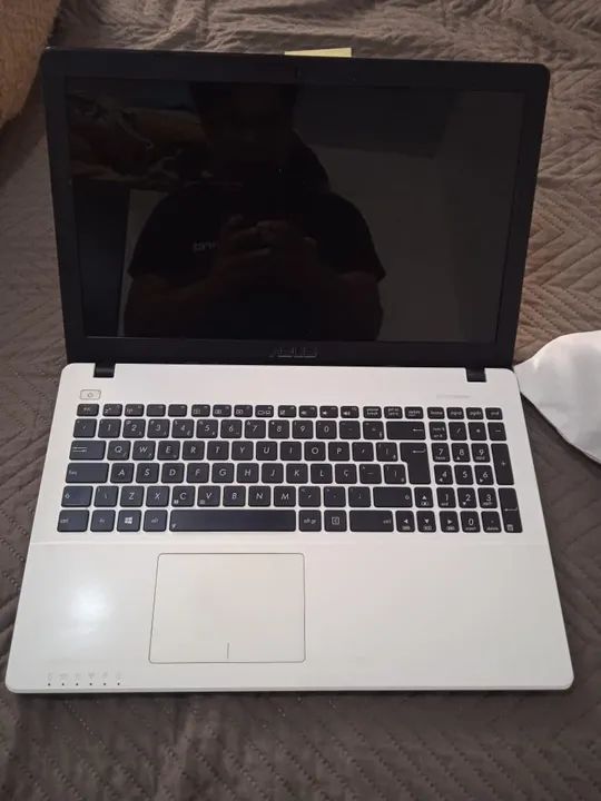 Notebook Asus X550C - Usado - Foto 3