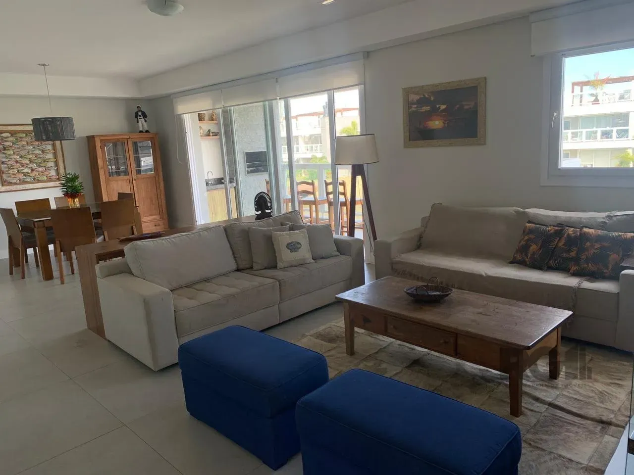 Apartamento à venda no Condomínio Rossi Atlântida com 4 dormitórios e 188 m².