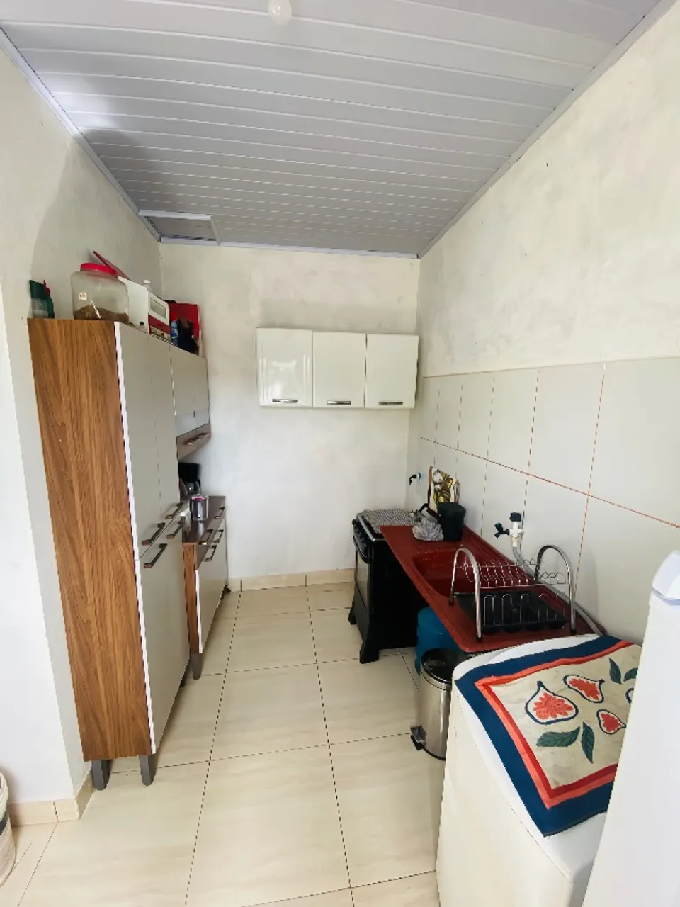 VENDE-SE CASA - OPORTUNIDADE IMPERDÍVEL!