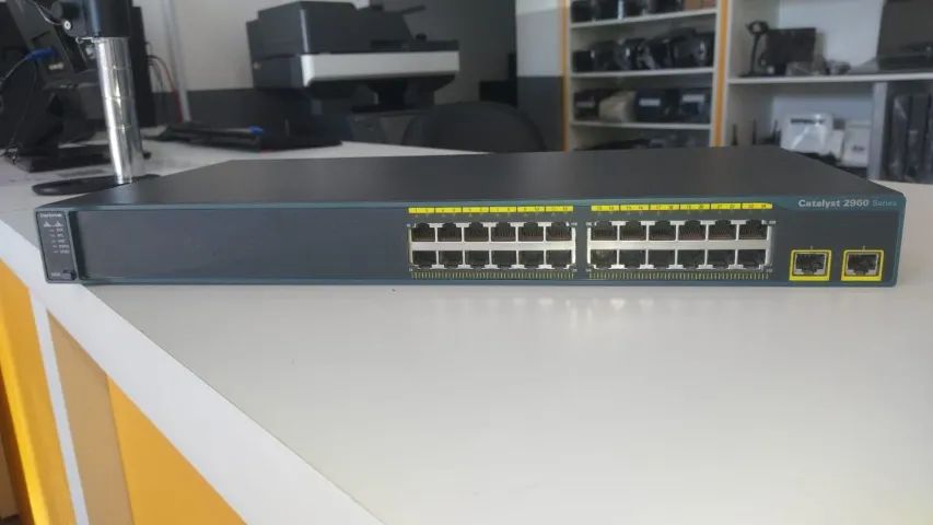 SWITCH CISCO CATALYST 2960 SERIES - Foto 2